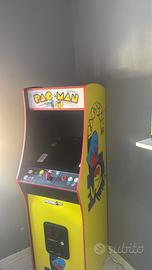 Cabinato nuovo comprato montato ed acceso due volt