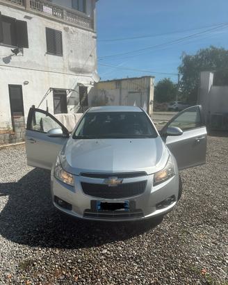 Chevrolet cruze ls is gor sale