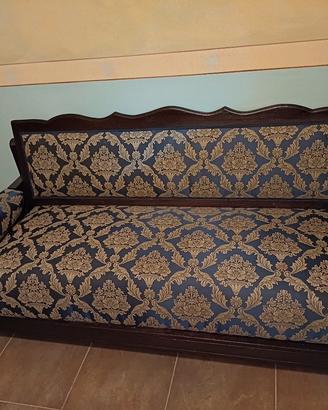 antico divano letto 