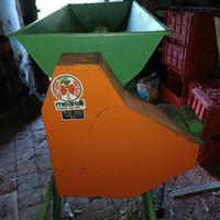 torchio e deraspatrice elettrica