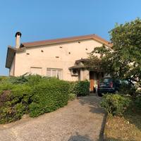 Villa indipendente con giardino a Pradamano