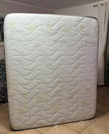 Materasso matrimoniale Memory come nuovo