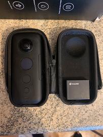 Insta 360 one x + batteria + dive case