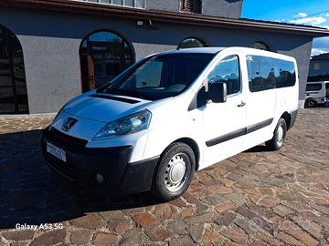 Peugeot Expert Tepee 2.0 HDi 130CV