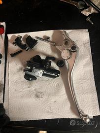 Pompa freno anteriore