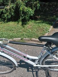Adattatore compatibile per biciclette 