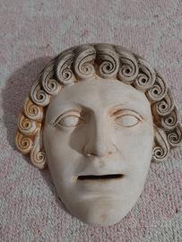 Maschera greca in gesso