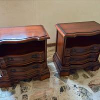 Coppia Comodini in Legno Stile Classico / Barocco