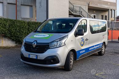 RENAULT Trafic 9 posti - 2016