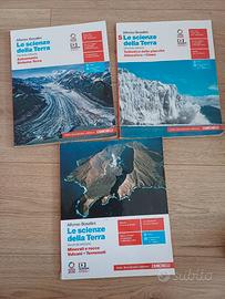 Libro LE SCIENZE DELLA TERRA