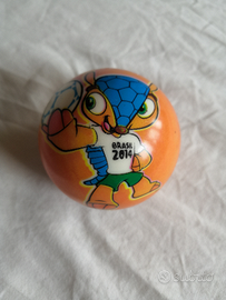 Pallina mascotte logo mondiali Brasile 2014