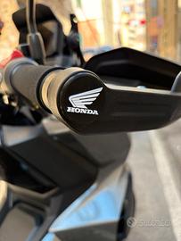 Coppia Coprimanubrio per Honda ADV 350