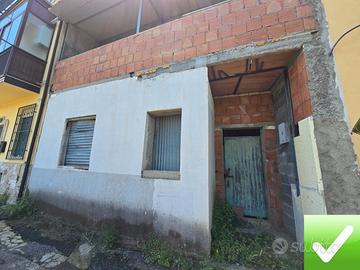 Casa Indipendente due Livelli Da Rifinire Gallico