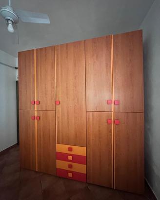 armadio comodino e letto singolo 