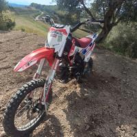 Pit bike 125