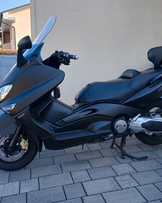 Yamaha T Max 500 Black ---valuto permute con auto