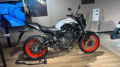 Yamaha MT-07 ICE FLUO