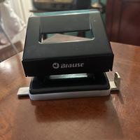 Perforatrice a due buchi per fogli