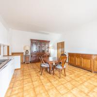 2 LOCALI A MARINO