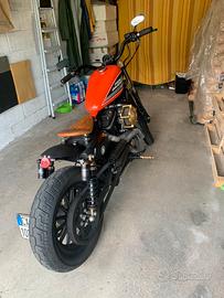 Harley 883 R special