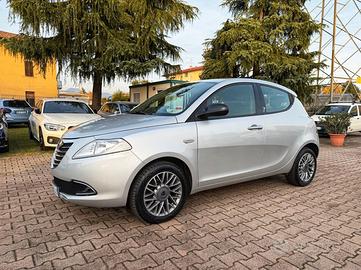 Lancia Ypsilon 1.2 69 CV 5 porte S&S Gold OK NEOPA