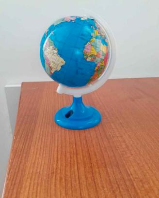 Temperamatite da scrivania globo terrestre