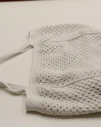 Borsa lavorata a mano