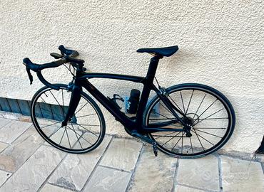 Bici da corsa full carbon