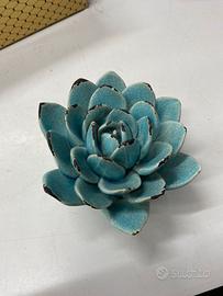 Ceramica a forma di fiore