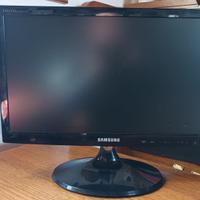 Tv/Monitor Samsung 19”