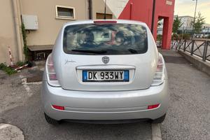 Lancia Ypsilon 1.2 Argento