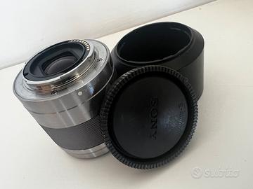 Sony E 50mm F1.8 OSS (SEL50F18) obiettivo ritratto