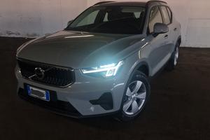 KM 0!! VOLVO XC40 B3 2.0 benzina MILD HYBRID 