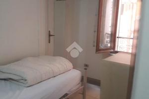 MONOLOCALE A PERUGIA