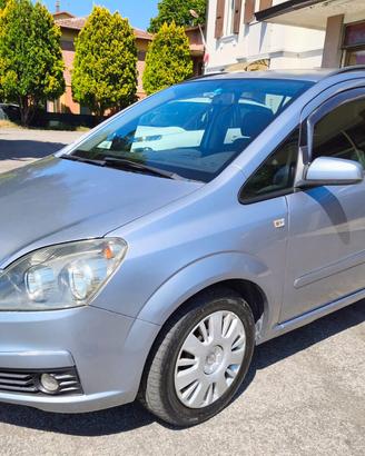 Opel Zafira 1.6 16V ecoM 94CV Cosmo