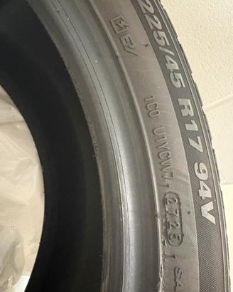 Gomme auto