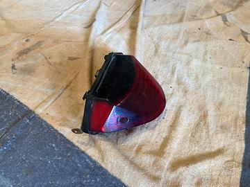 Faro posteriore honda hornet 900