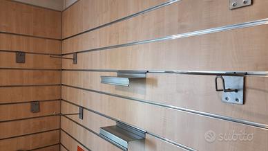 ARREDAMENTO COMPLETO NEGOZIO