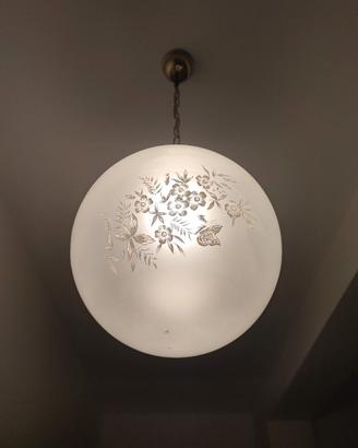 Lampadario a sfera