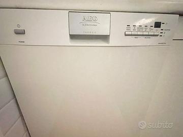 LAVASTOVIGLIE AEG Electrolux FAVORIT Sensor Logic