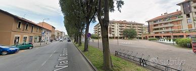 Trilocale con cantina terrazzo e posto auto Monza