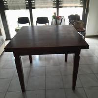 Tavolo allungabile 