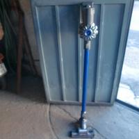 aspirapolvere dyson v6 fluppy usata funzionante