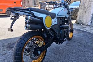 SWM SILVER VASE 650cc -FINAN. TASSO 0%