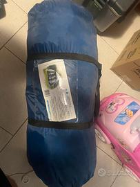 Coppia tende da campeggio