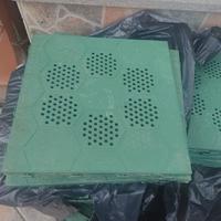 Piastrelle pavimento plastica drenante