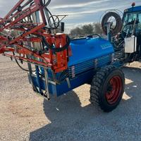 TRATTORE BOTTE DA 1000 LITRI
