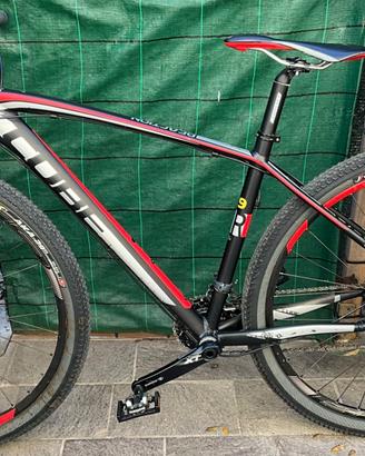 CUBE REACTION RR29 Pro Composite Bike Bicicletta