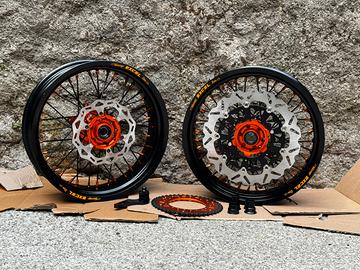 Kit cerchi motard completi