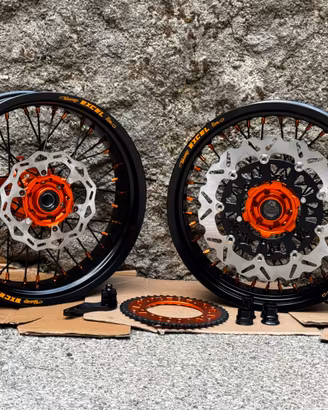 Kit cerchi motard completi